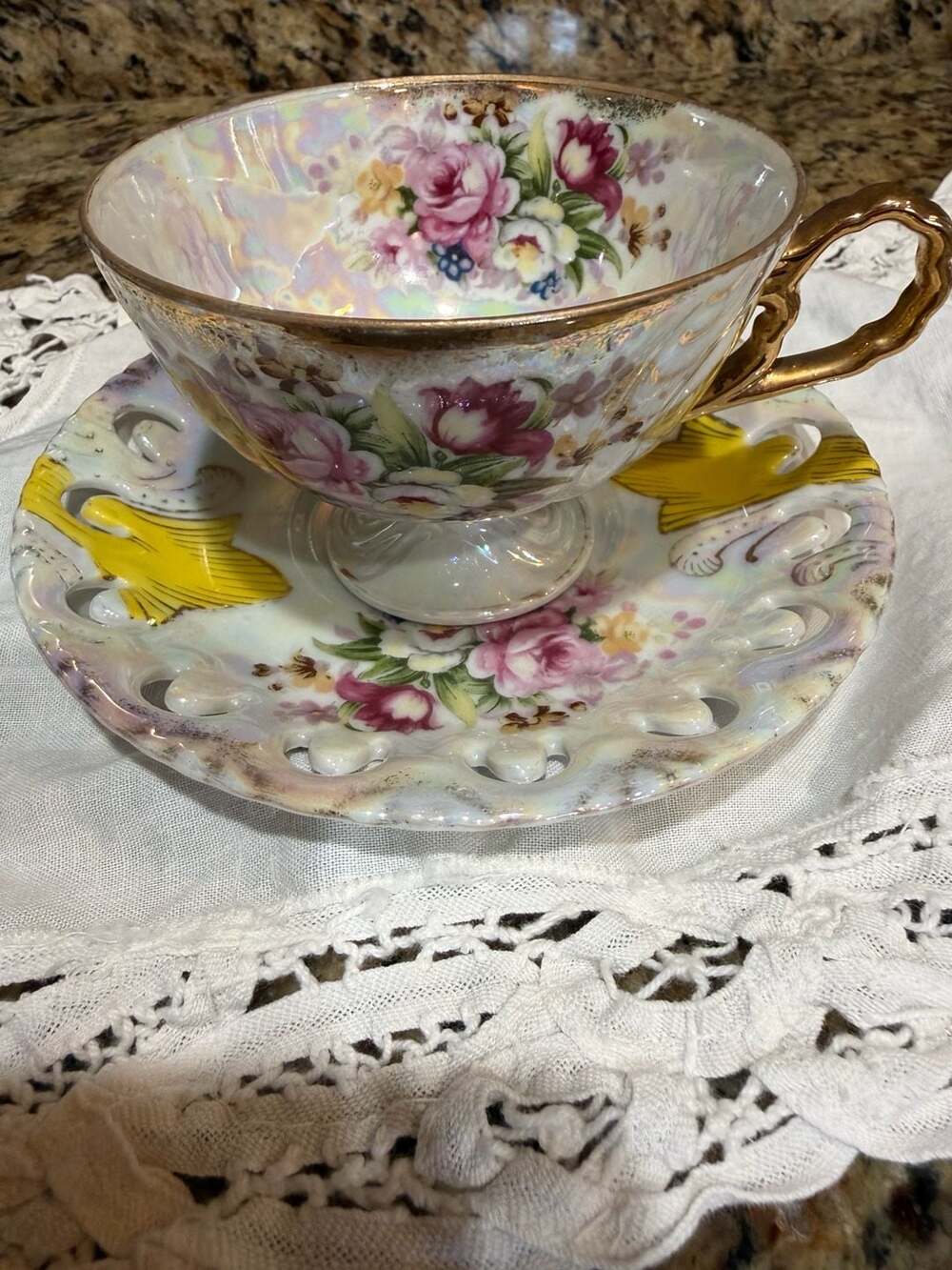 Ucagco Luster Cup/Saucer Floral/White/Red, Gold (Buy Lot/Details In Description)